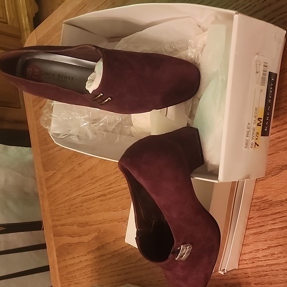 Wine suede, 2 inch heel karen scott with side buckle style brand new